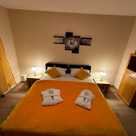 Cats And 公寓 博特罗普